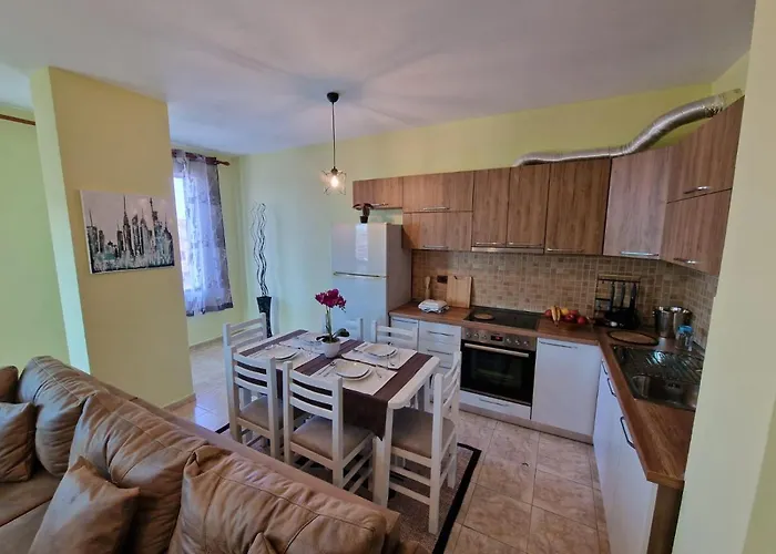 Donel Apartment